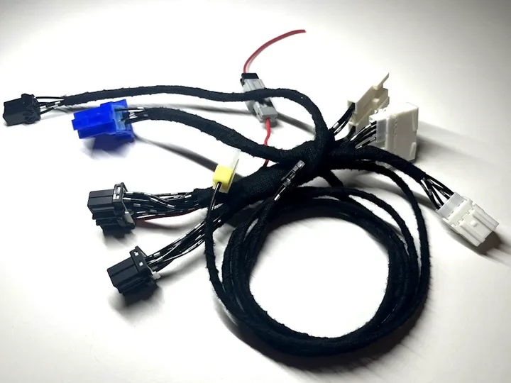 Grey Plug - Digital Climate Control Harness