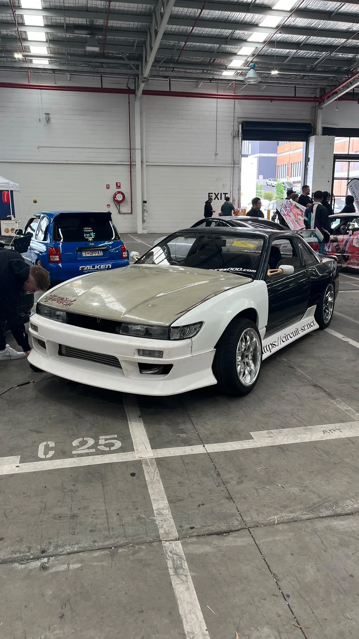 Milo’s car, photo 1